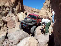 003.JPG (185208 bytes)