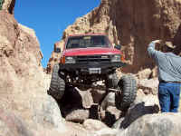 010.JPG (175797 bytes)