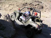 PB150019.JPG (184020 bytes)